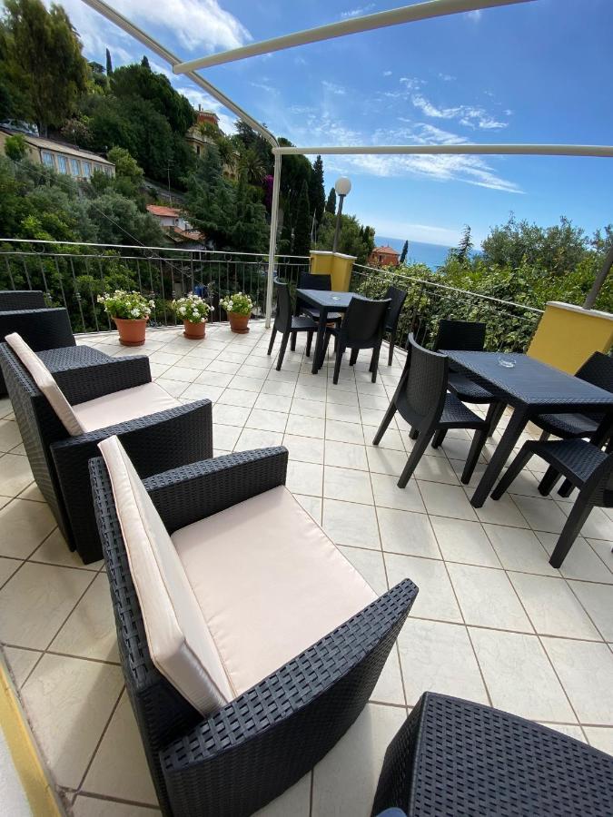 Hotel Rio Alassio Bagian luar foto