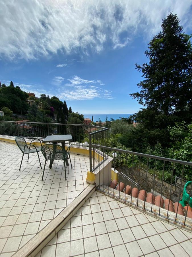 Hotel Rio Alassio Bagian luar foto