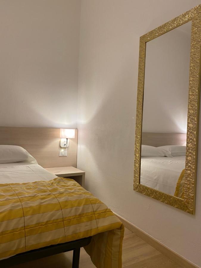 Hotel Rio Alassio Bagian luar foto