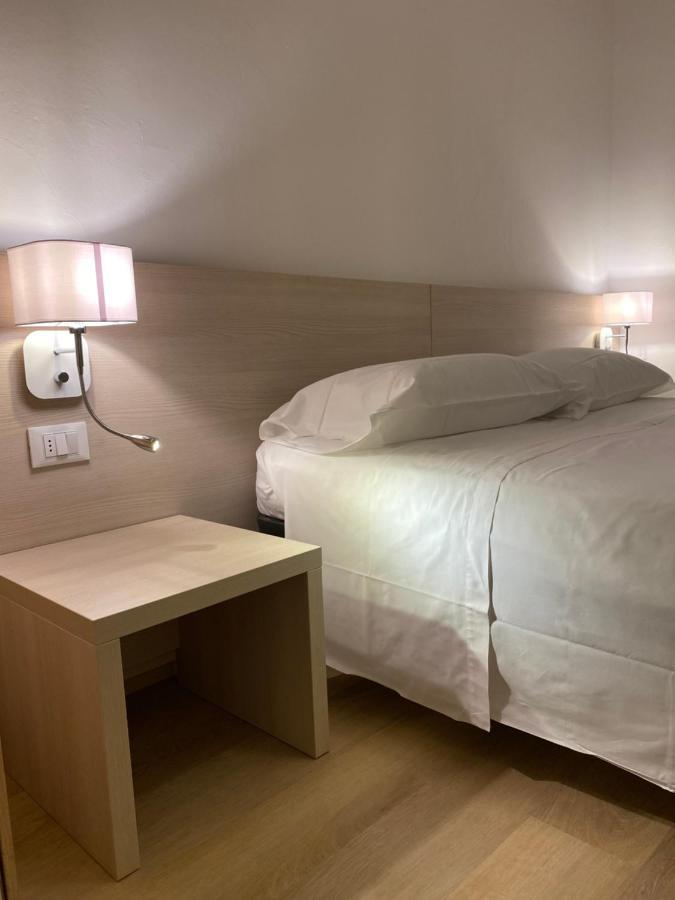 Hotel Rio Alassio Bagian luar foto